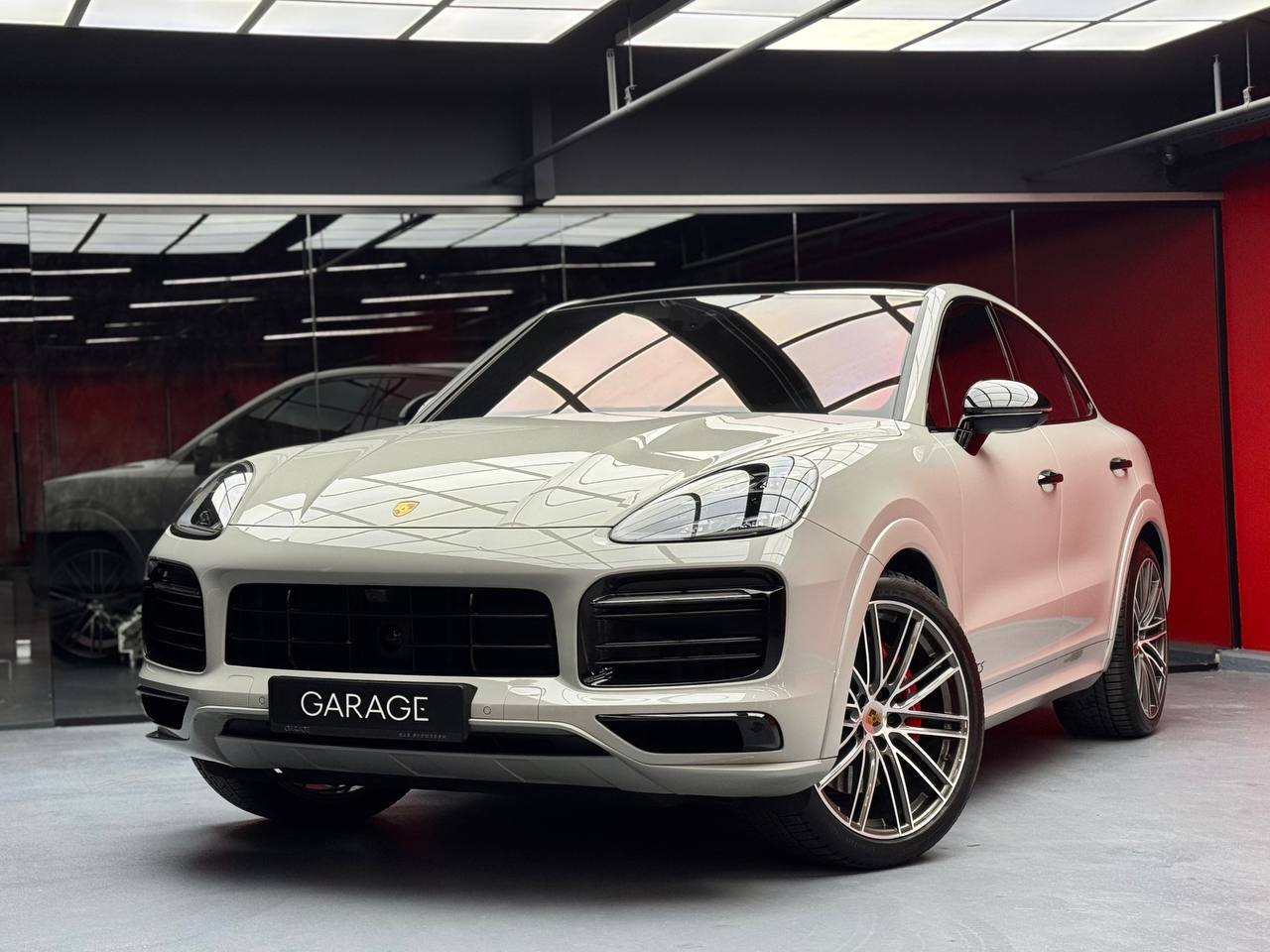 Porsche Cayenne Coupe GTS