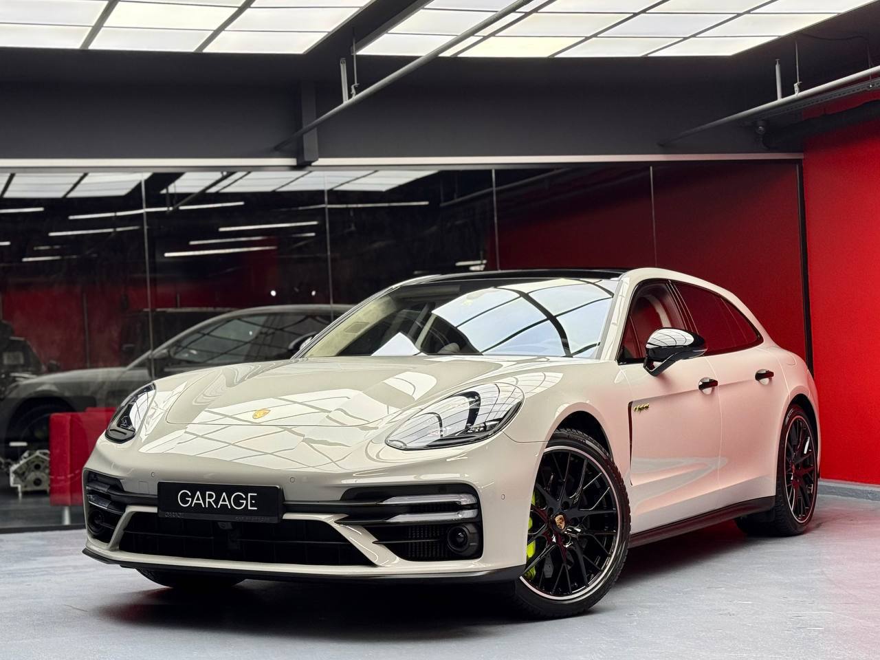 Porsche Panamera Turbo S E-Hybrid Sport Turismo 2021